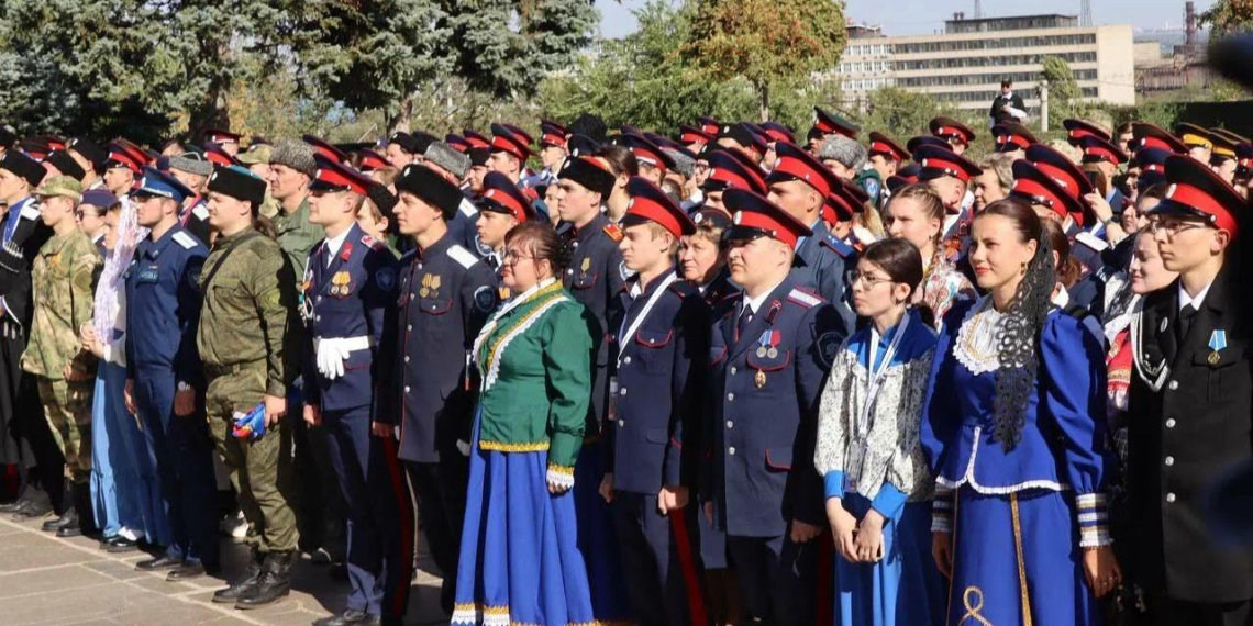 В Волгограде стартовал VI Всероссийский слёт казачьей молодёжи