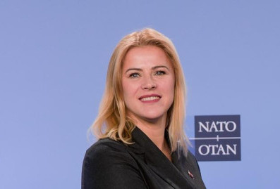 Премьер Латвии ушла в отставку после скандала из-за украинских дронов