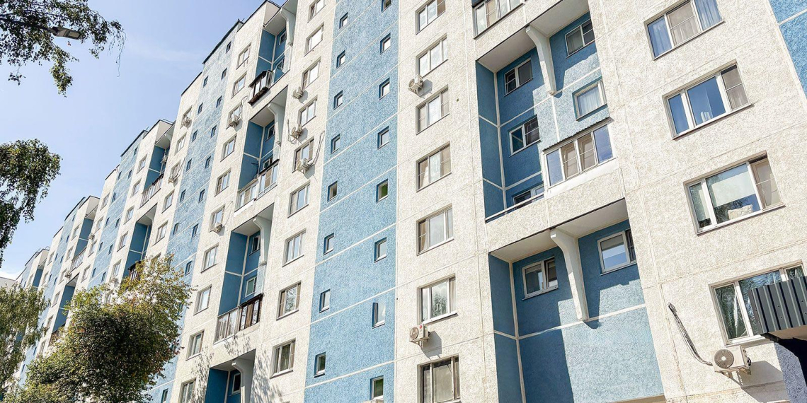 Столичные специалисты привели в порядок около 1400 домов с проездными арками