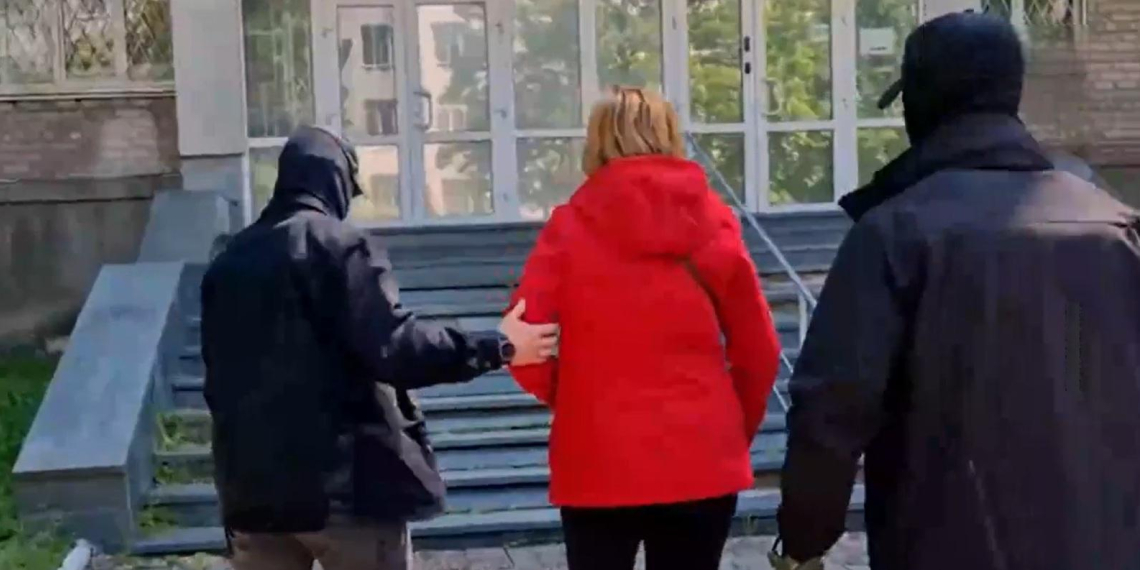 ФСБ задержала в ДНР женщину по подозрению в шпионаже