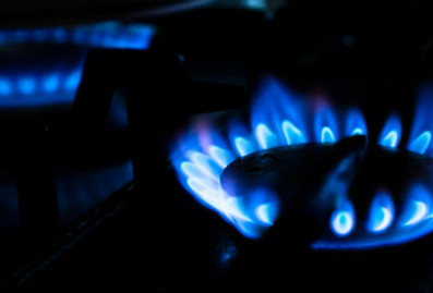 Россия предложила Венгрии покупать у Латвии газ "с ароматом демократии"