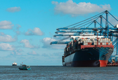 Forbes: таможня начала доначислять повышенные пошлины на импорт из ЕАЭС