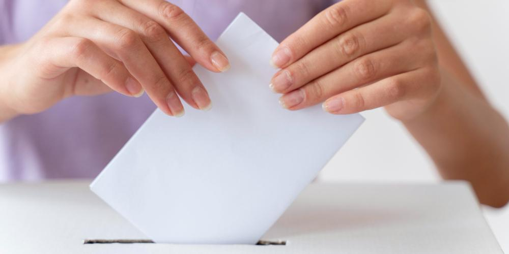 Financial Times: Украина собирается провести весной выборы и референдум по условиям мира