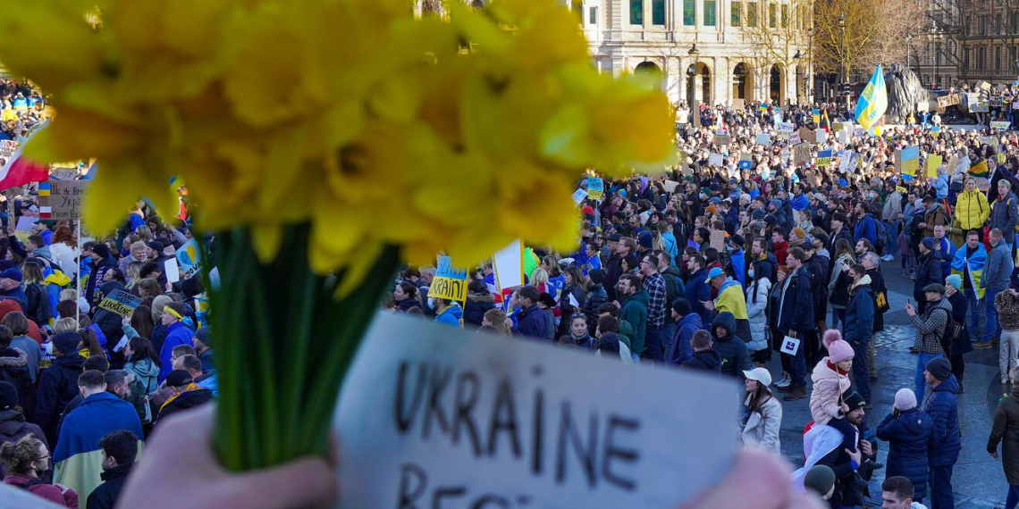 Сбежавших в Польшу украинцев заставят работать