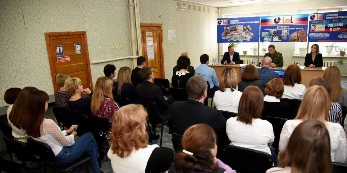 Более 600 человек стали полуфиналистами конкурса "Лидеры возрождения. Луганская Народная Республика"  